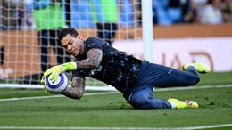 Thủ môn Ederson chính thức lên tiếng chốt tương lai