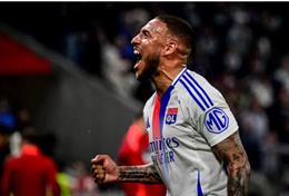 Sau Man City, đến lượt MU rút ruột Lyon