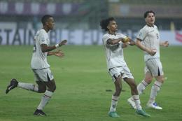Figo, Canavaro giúp Timor Leste tạo ra trận hòa 8 bàn thắng