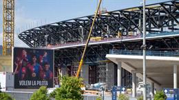 Barcelona một lần nữa hoãn ngày trở lại Camp Nou