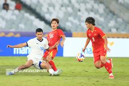 Khi U23 Việt Nam đang sống nhờ bóng bổng