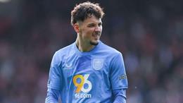 Man City nẫng tay trên Newcastle, đưa James Trafford trở lại Etihad