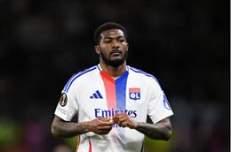 Ainsley Maitland-Niles chuẩn bị trở lại Ngoại hạng Anh khoác áo Sunderland