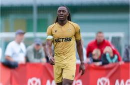 HLV Crystal Palace lên tiếng về tương lai Eberechi Eze