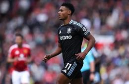 HLV Unai Emery lên tiếng về tương lai Ollie Watkins 