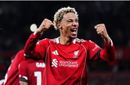 Hugo Ekitike thăng hoa ở Liverpool, vẫn bị tuyển Pháp ngó lơ