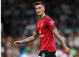 MU nên chiêu mộ Ollie Watkins thay vì Benjamin Sesko