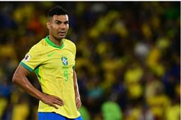 HLV Carlo Ancelotti tuyên bố Casemiro không thể thay thế