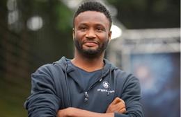 John Obi Mikel nhận định cuộc đua vô địch ở Ngoại hạng Anh mùa này