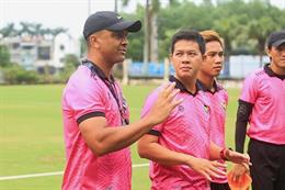 HLV ngoại của Phú Thọ mất việc dù chưa làm trận nào