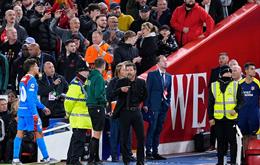 Diego Simeone chỉ trích cách hành xử của CĐV Liverpool