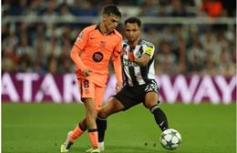 Paul Scholes ngả mũ trước tài năng của Pedri