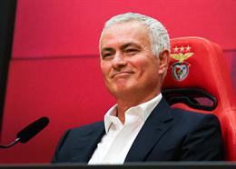 Jose Mourinho trở lại Benfica: Viết nốt chặng hành trình