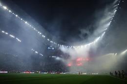 Siêu kinh điển nước Pháp giữa Marseille vs PSG bị hoãn vì bão lớn