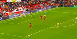 Cận cảnh pha lập công đầu tiên của Alexander Isak cho Liverpool