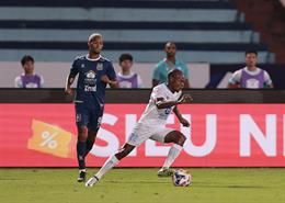 Đối thủ không phục sau thất bại trước Thép Xanh Nam Định