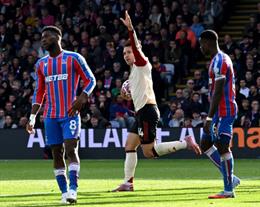 Arne Slot chỉ trích một cầu thủ Liverpool mắc sai lầm trước Crystal Palace