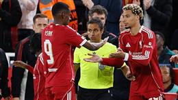 Hugo Ekitike tự tin đá cặp được cùng Alexander Isak tại Liverpool