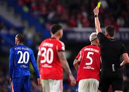 Chelsea nhận thẻ đỏ thứ 3 trong 4 trận, Enzo Maresca nói gì?