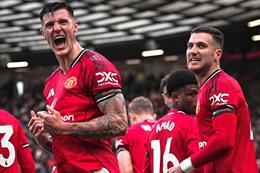 Sesko bị so sánh với Hojlund sau khởi đầu thất vọng tại Man Utd