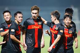 Nóng cuộc đua Ninh Binh và CAHN tại V.League 2025/26
