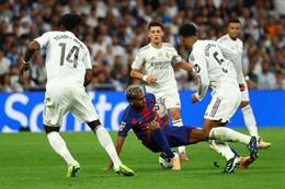 Courtois chỉ trích Lamine Yamal kích động Real Madrid