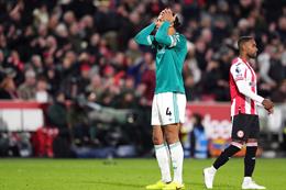 Khi hàng phòng ngự đang là tử huyệt báo hại Liverpool