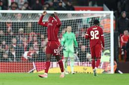 Quyết định chọn đội hình của Arne Slot trước Crystal Palace gây sốc