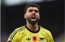 Có 2 thủ môn giỏi hơn David Raya