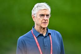 FIFA xác nhận luật việt vị mới của Arsene Wenger sẽ được thử nghiệm ở giải Premier league của Canada