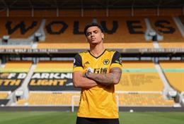 Tiểu sử cầu thủ Ki-Jana Hoever của CLB Wolves