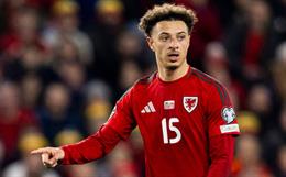 Tiểu sử cầu thủ Ethan Ampadu của Leeds