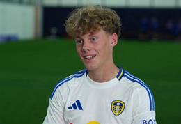 Tiểu sử cầu thủ Sam Chambers của Leeds