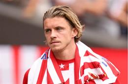  Conor Gallagher có câu trả lời cho MU