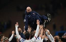 HLV Na Uy xin lỗi vì ăn mừng quá trớn sau trận thắng Italia