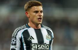 Harvey Barnes cân nhắc khoác áo tuyển Scotland