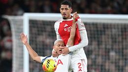 Gabriel đá xoáy Richarlison cực gắt sau thắng lợi của Arsenal