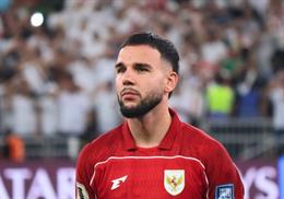 Tiểu sử hậu vệ trái Calvin Verdonk