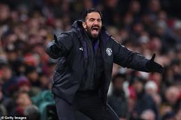 Thua sốc Everton, Amorim muốn dàn sao MU đánh nhau