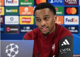 Jurrien Timber tiết lộ cách ngăn chặn Harry Kane và Michael Olise