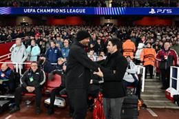 Vincent Kompany đáp trả tuyên bố của Mikel Arteta