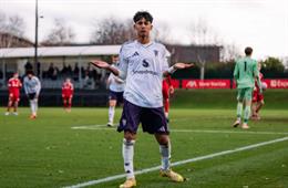 Barca lên kế hoạch chiêu mộ thần đồng MU