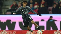 Điểm tin bóng đá sáng 3/12: MU giành hậu vệ trái Frankfurt với Real và Barca