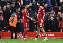 Arne Slot tiết lộ lý do Mohamed Salah dự bị trận thứ 2 liên tiếp