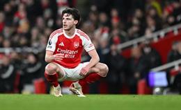 Emmanuel Petit lo lắng cho 2 cầu thủ của Arsenal