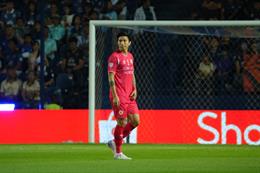 Văn Hậu tái xuất ấn tượng sau hơn 2 năm