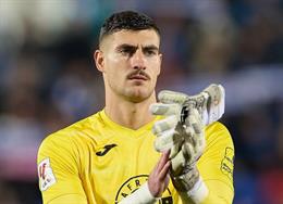 Tiểu sử thủ môn Diego Conde