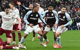 Gary Neville đưa lời khuyên cho Arsenal sau trận thua Aston Villa