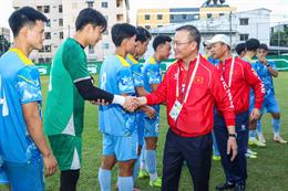 ĐT U22 Việt Nam nhận lời động viên trước thềm đại chiến Malaysia