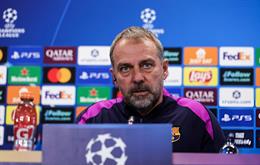 Hansi Flick: Barca đã có một hiệp hai phi thường